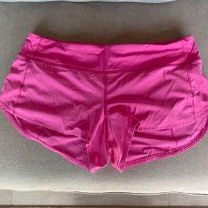 2-inch hottie hot short